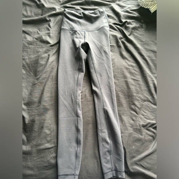 Lululemon size XS - Picture 2 of 4